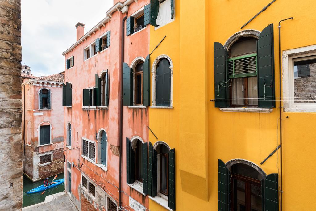 San Polo Near Rialto Fish Market Венеція Екстер'єр фото