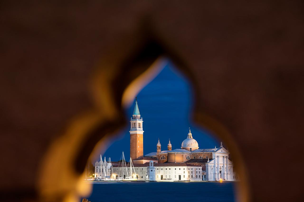 San Polo Near Rialto Fish Market Венеція Екстер'єр фото